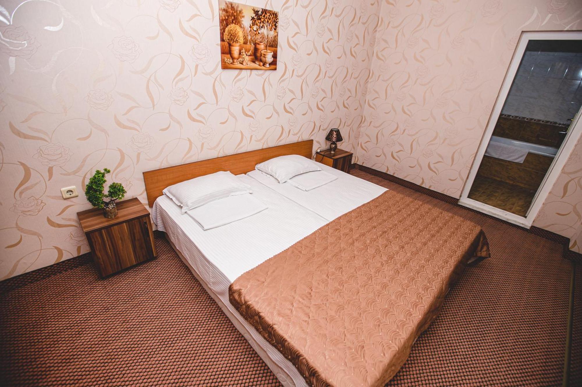Rodopi Hotel Haskovo Exterior photo