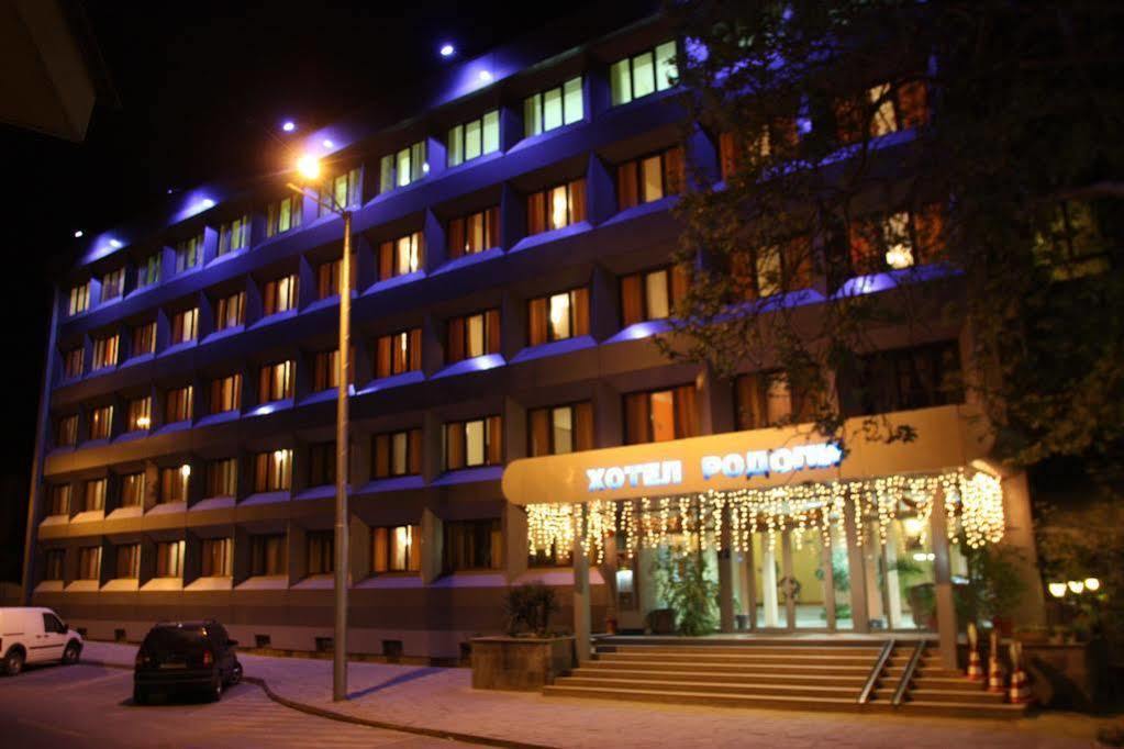 Rodopi Hotel Haskovo Exterior photo